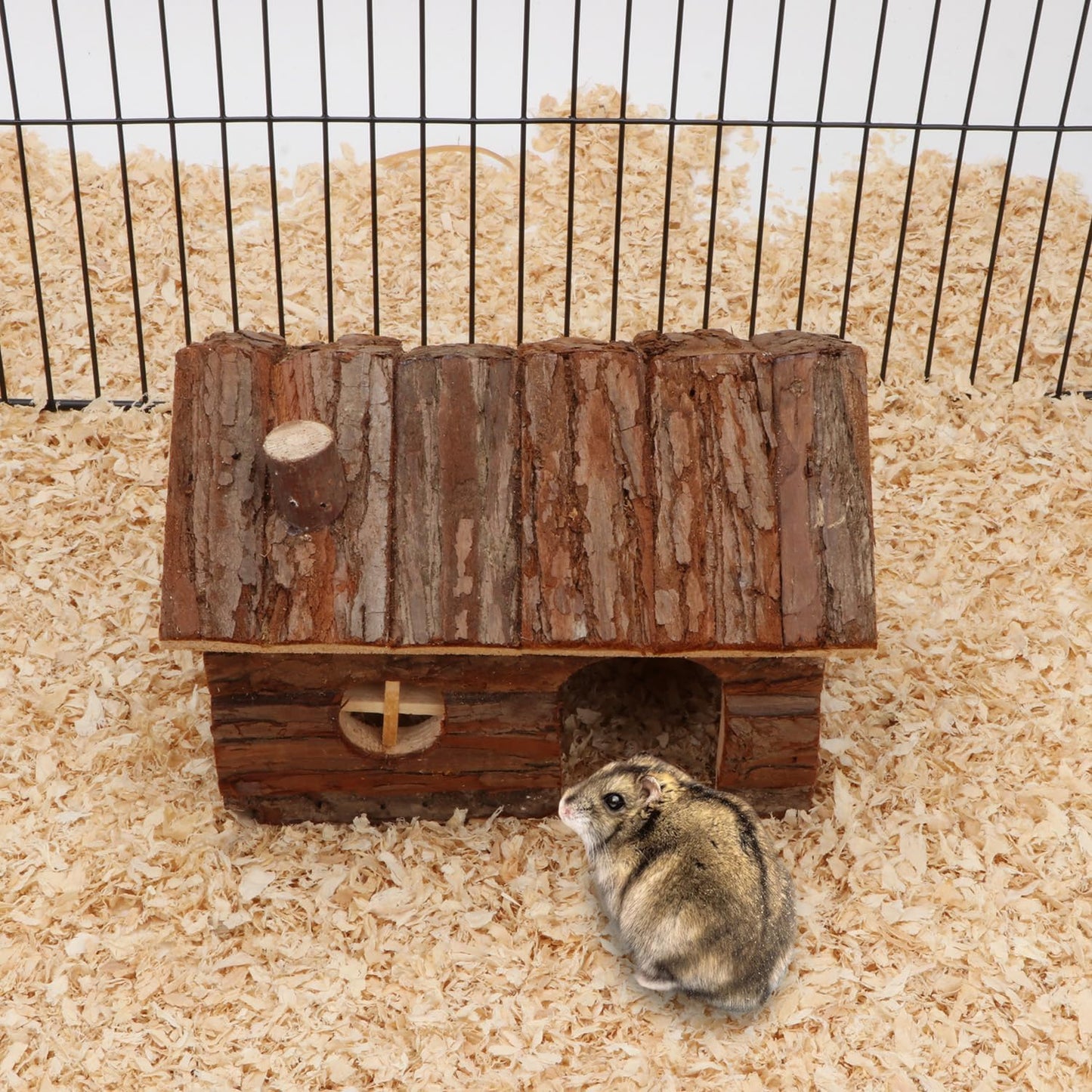 Hypeety Natural Wooden Hamster House Cage Small Animals House with Chimney for Pet Rats Gerbil Hideout Play House (M)